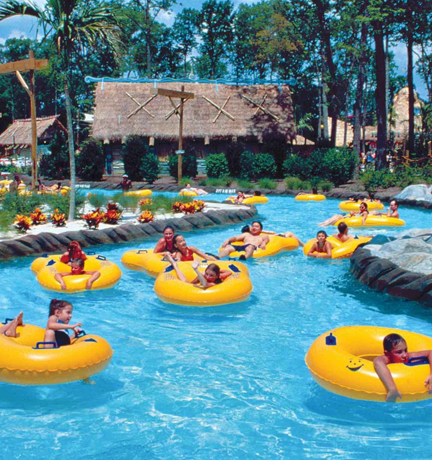 water park lazy river