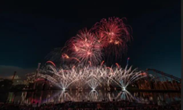 Feux d’artifice lors de L’International des Feux Loto-Québec à La Ronde