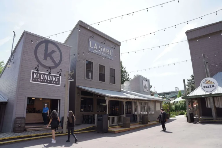 Le restaurant La Gare – Station Burgers à La Ronde