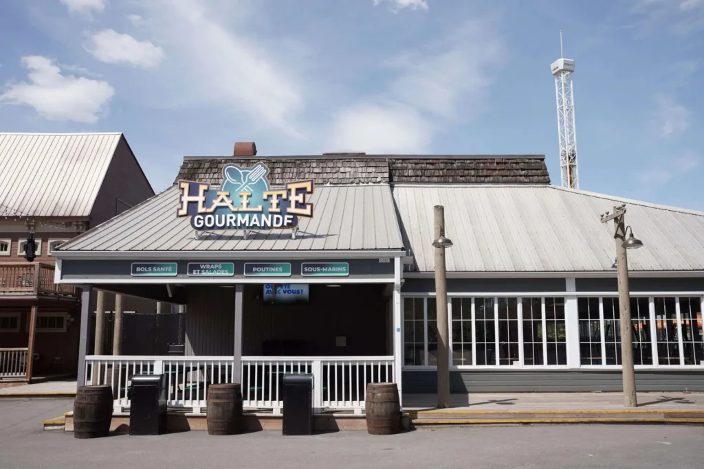 Restaurant Halte Gourmande – MTL Poutine & Co. à La Ronde