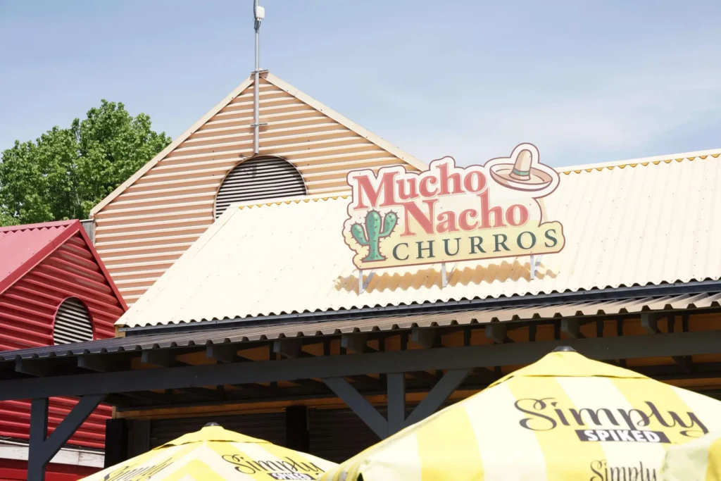 Restaurant Mucho Nacho & Churros restaurant at La Ronde