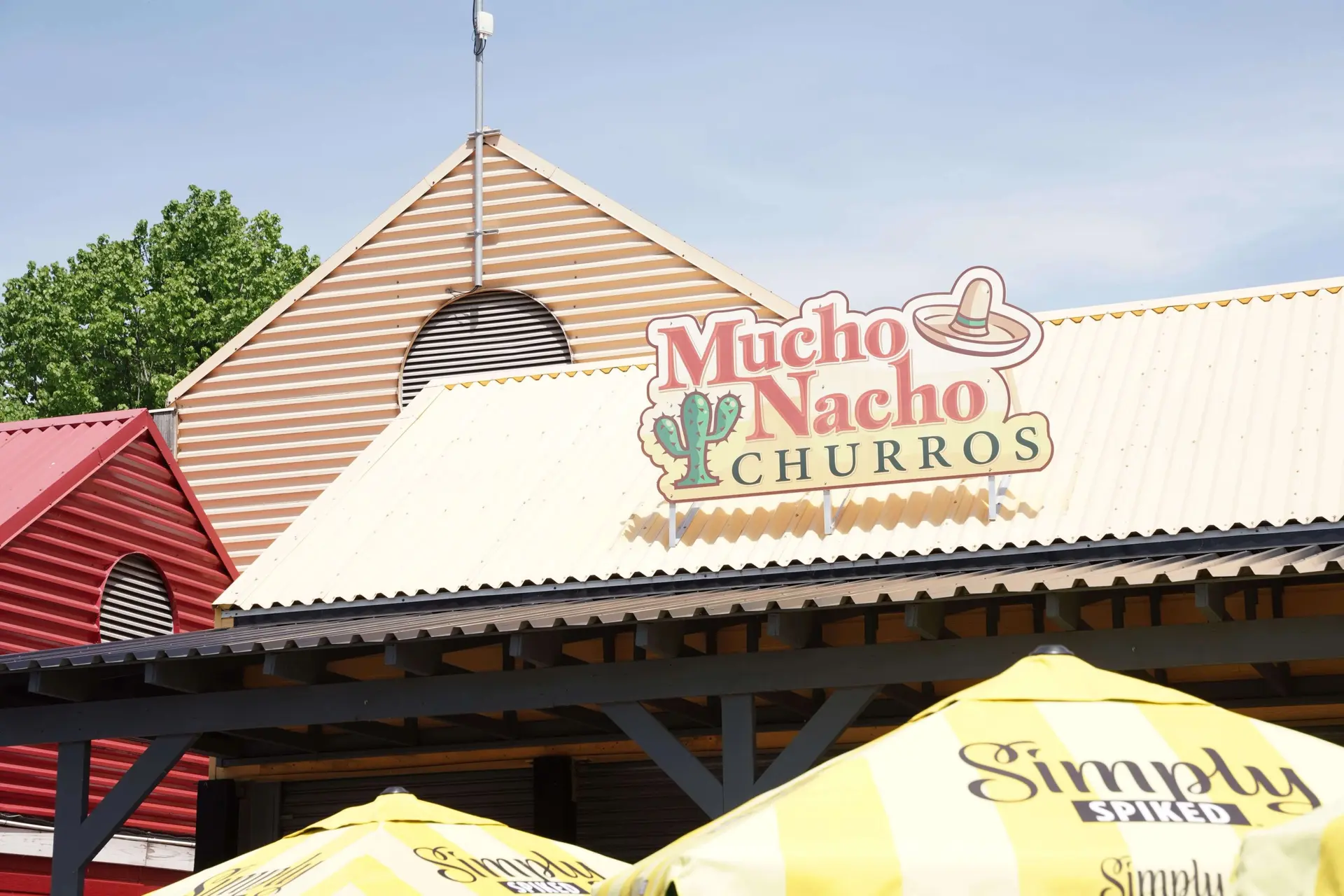 Restaurant Mucho Nacho & Churros restaurant at La Ronde