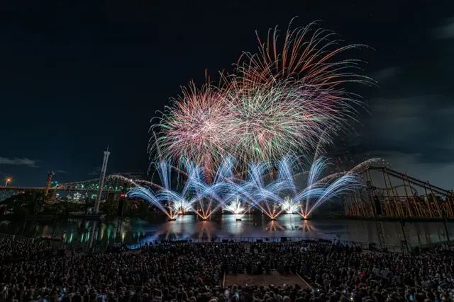 Feux d’artifice lors de L’International des Feux Loto-Québec à La Ronde