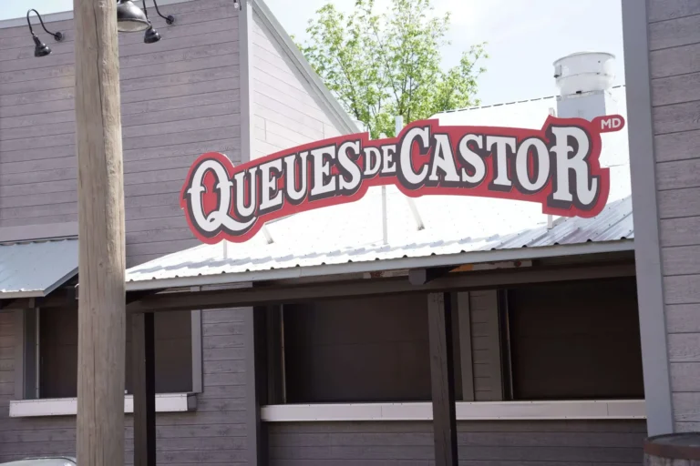Queues de Castor restaurant at La Ronde