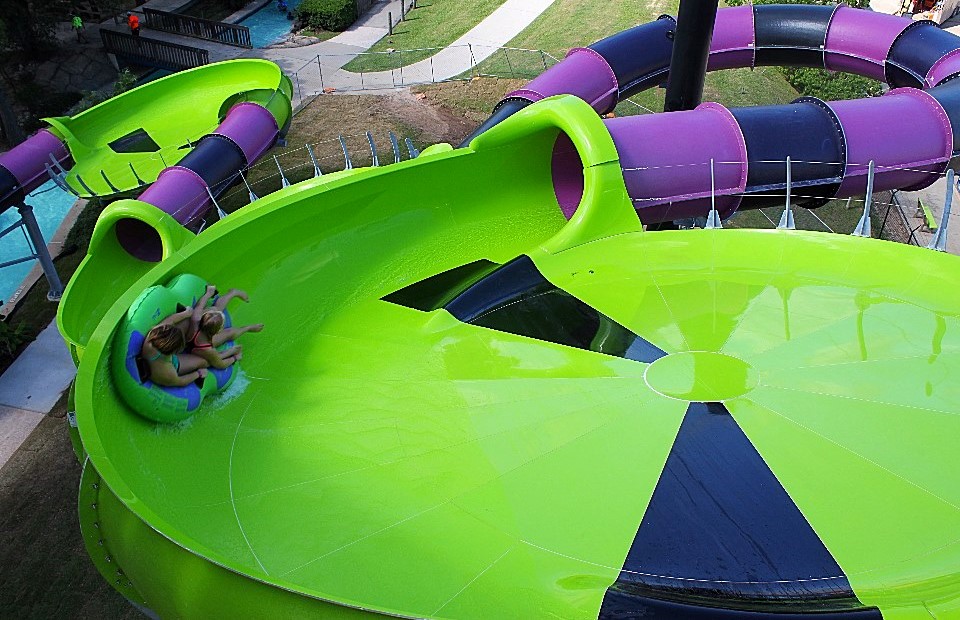 Vortex - Hurricane Harbor Splashtown